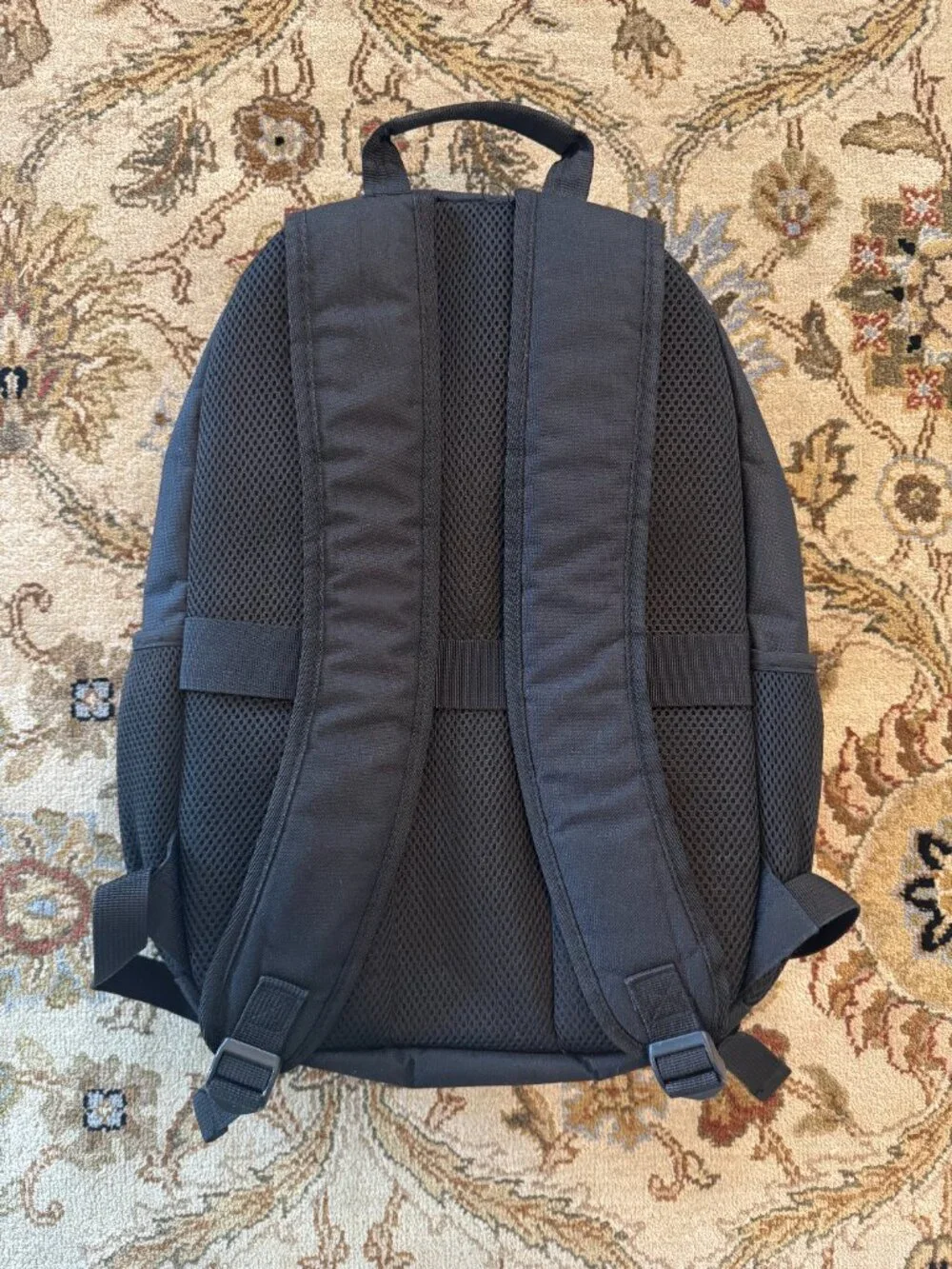 Samsung Backpack - Samsung Select Field Academy - USB Port